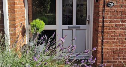 A warm welcome from Wales 1 Mile from the ICC/Celtic Manor