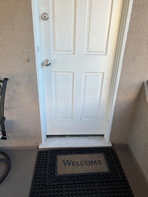 Exterior detail - Serene 2-bedroom house with AC and jacuzzi in Signal Hill (Signal Hill)