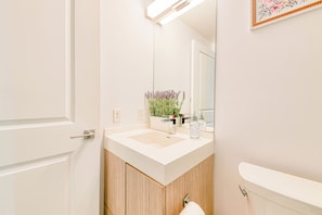 Studio Mewah, pemandangan kota