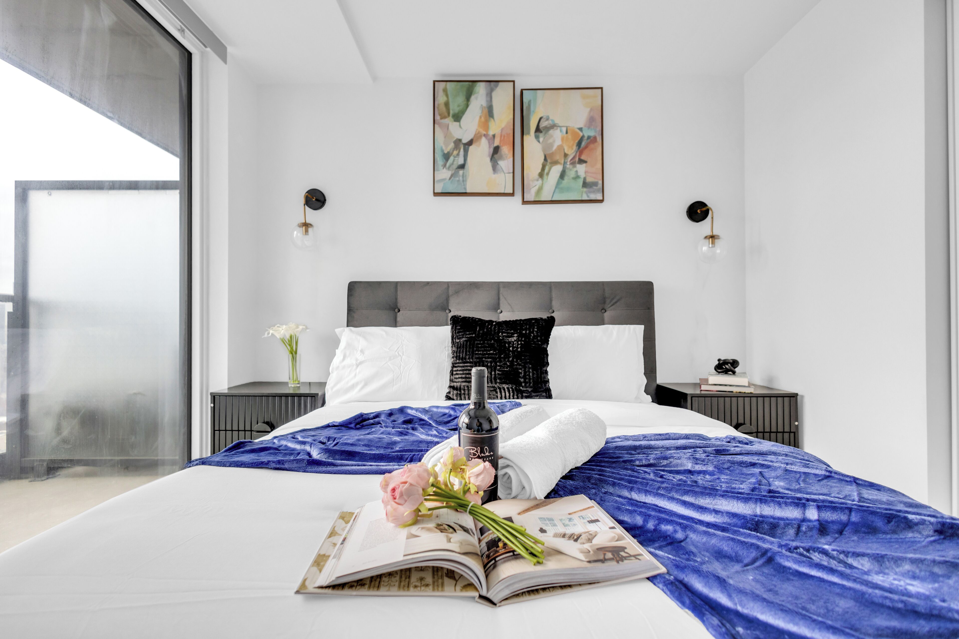 Comfort Suite, Balcony, City View | Front of property - evening/night