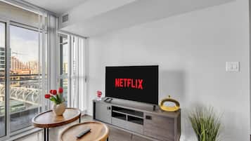 Decoración personalizada, muebles diferentes y escritorio