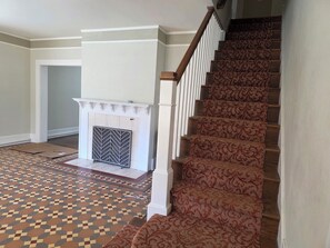 Interior - Spacious 5-bedroom house in Colorado Springs (Colorado Springs)