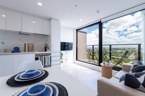 Interior - Cosy Sun-Kissed CBD High-Rise Retreat (Auckland Central)