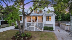 Exterior - Luxurious 6bd Isle of Palms Home with POOL, 26th Ave, close to Rec Center! (Isle Of Palms)