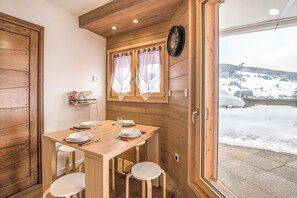 Dining - Appartement Rochebrune Panorama - Welkeys (Megève)