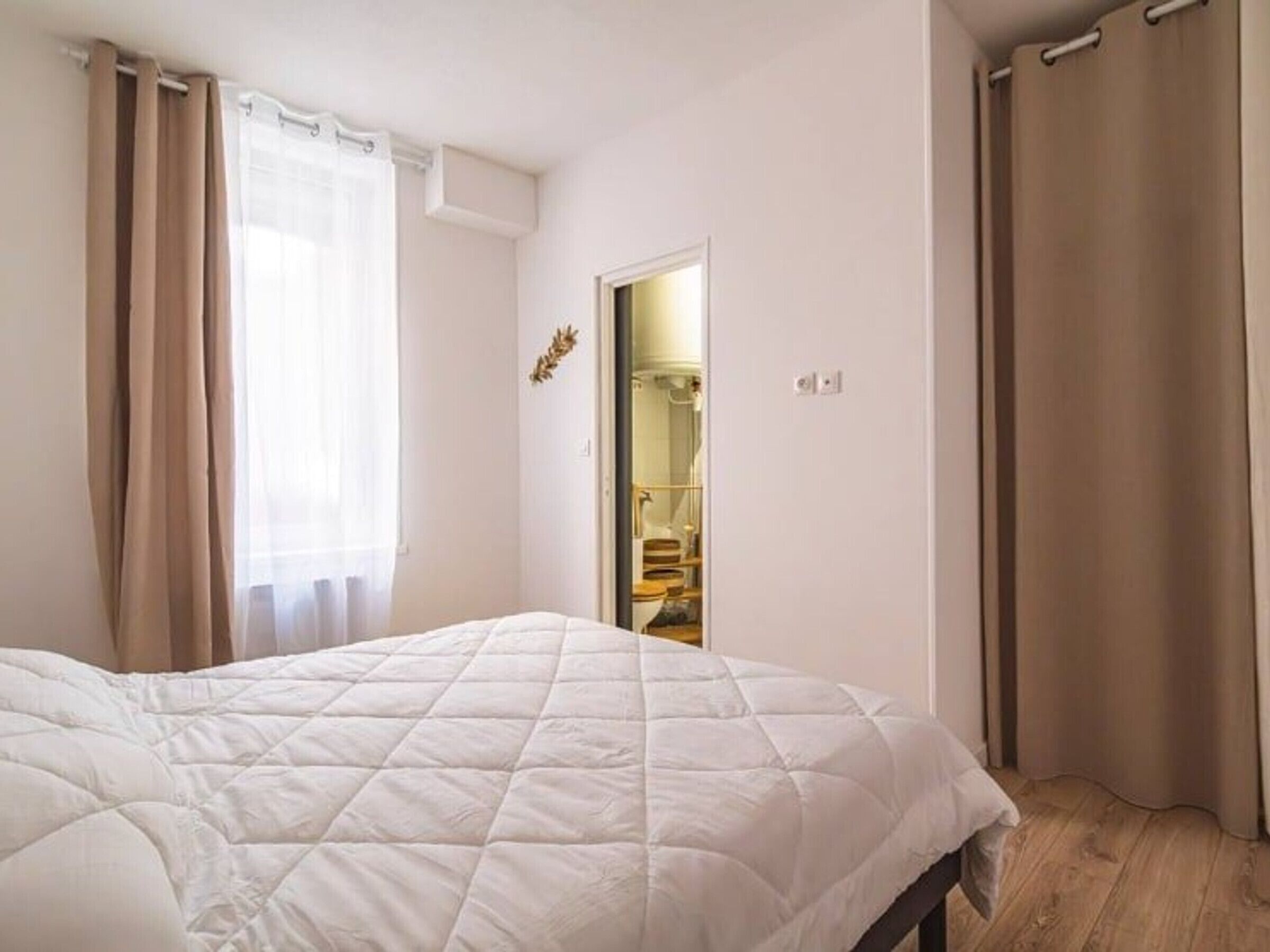 1 chambre, Wi-Fi gratuit, draps fournis