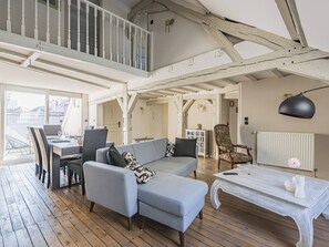 صورة غير مصنفة، 4 من 28، زرّ