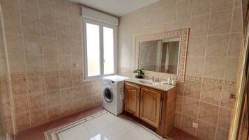 Secadora de cabello y toallas