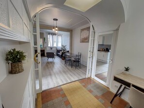 Unclassified image, 2 of 34, button - Spacious 2-bedroom house with terrace and parking (Saint-Dizier)