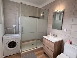 Unclassified image, 5 of 10, button - Cozy Apartment with Terrace in Reims (Reims)