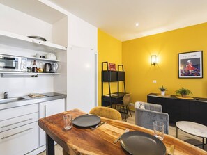 Niet-geclassificeerde afbeelding, 3 van 12, knop