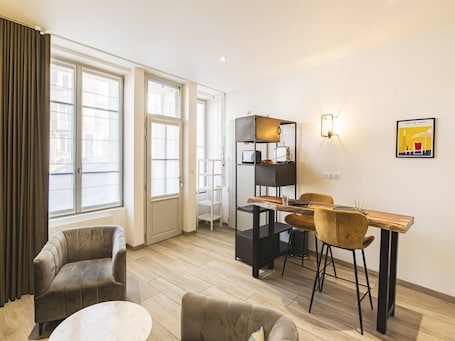 Interior. Modern Apartment Reims Center with Parking & WiFi