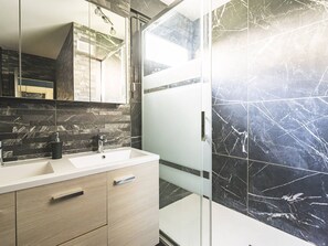 Assecador de cabells i tovalloles 