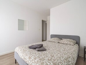 4 habitaciones, wifi gratis y ropa de cama 