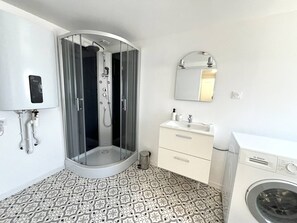 Unclassified image, 3 of 8, button - Cozy Maisonette in St-Dizier with Parking (Saint-Dizier)