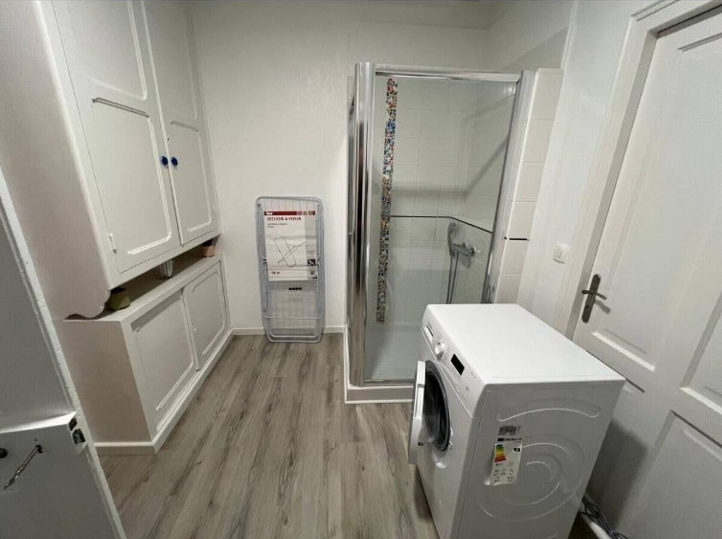 Hårtork och handdukar