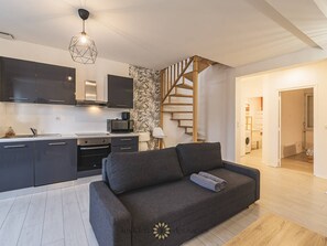 Unclassified image, 5 of 14, button - Modern Loft in Reims - Relaxation and Comfort (Reims)