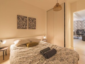 Unclassified image, 3 of 14, button - Modern Loft in Reims - Relaxation and Comfort (Reims)