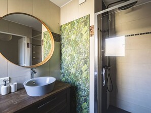 Nicht klassifiziertes Bild, 5 von 16, Schaltfläche