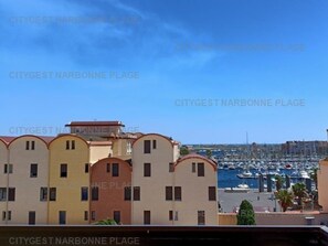 Property grounds - Charming apartment with balcony, pool view - 5 guests (Gruissan)