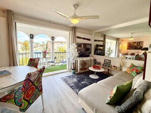 TV - Bright apartment with loggia, wifi - Port Grimaud (Port Grimaud)
