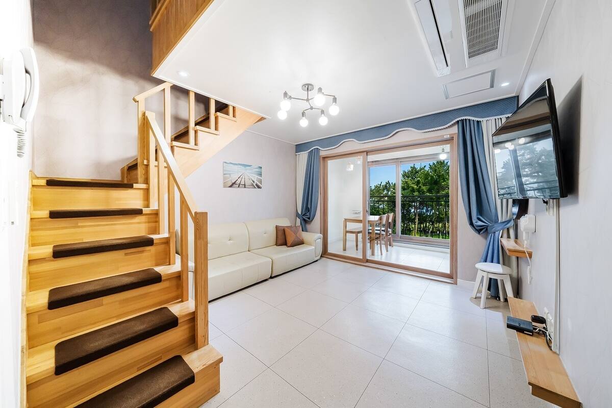 Basic Room, 1 Bedroom (Room 305 (Duplex Ocean View)) | 1 bilik tidur, Wi-fi percuma 