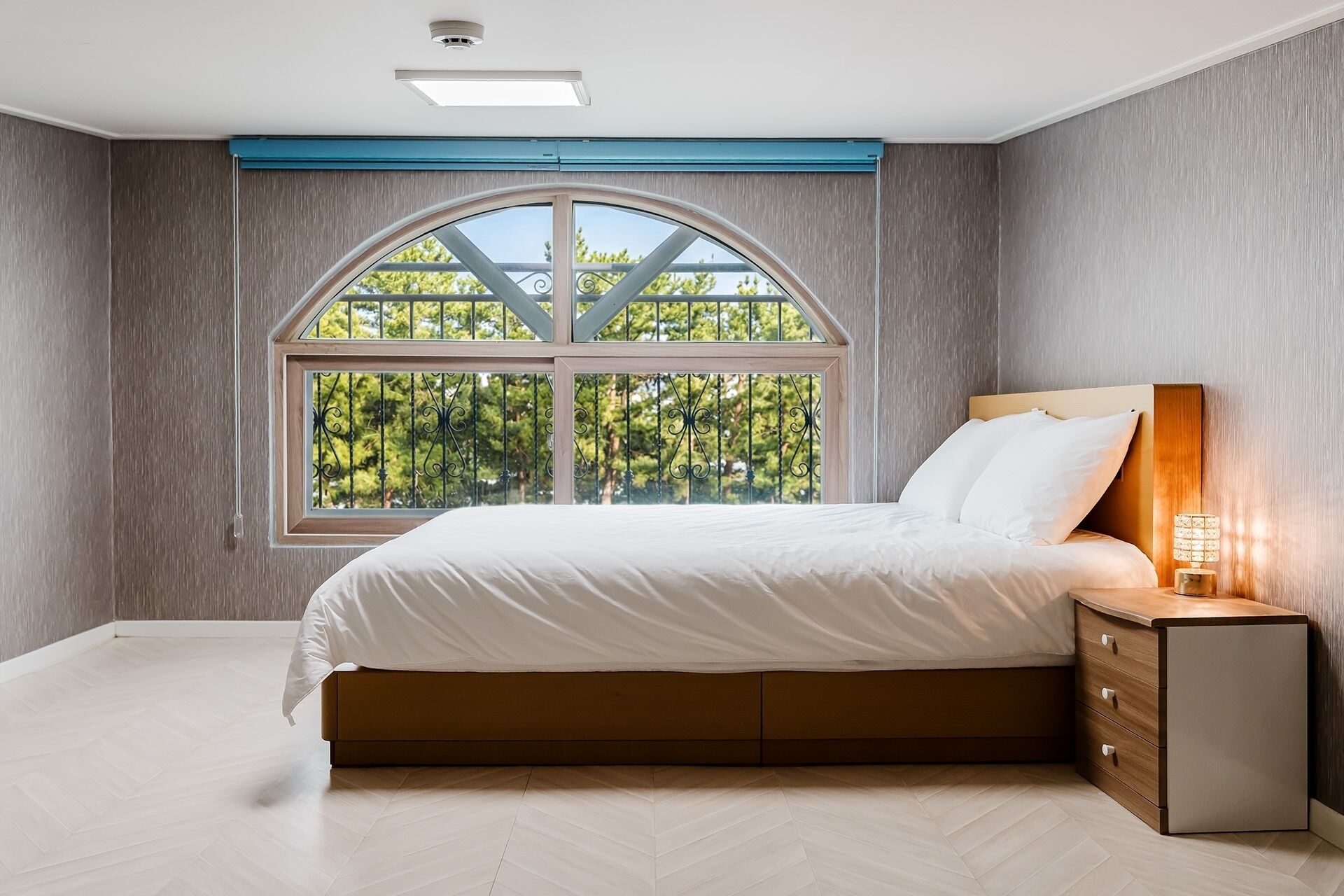 Basic Room, 1 Bedroom (Room 303 (Duplex Ocean View)) | 1 bedroom, WiFi (free)