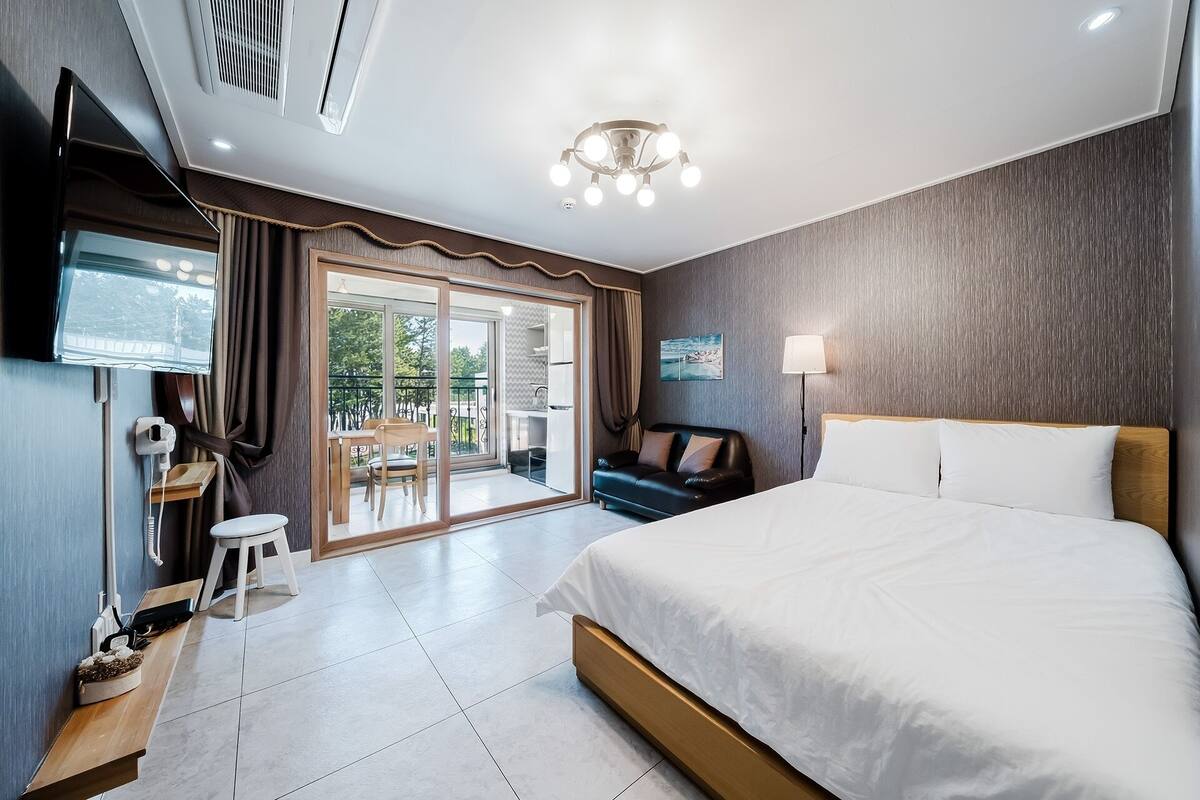 Basic Room, 1 Bedroom (Room 201 (Ocean View)) | 1 bilik tidur, Wi-fi percuma 