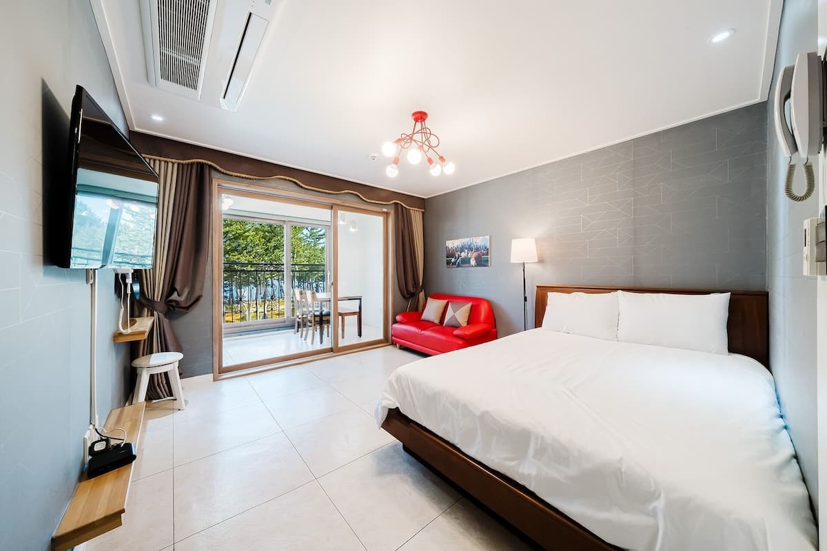 Basic Room, 1 Bedroom (Room 203 (Ocean View)) | 1 bilik tidur, Wi-fi percuma 