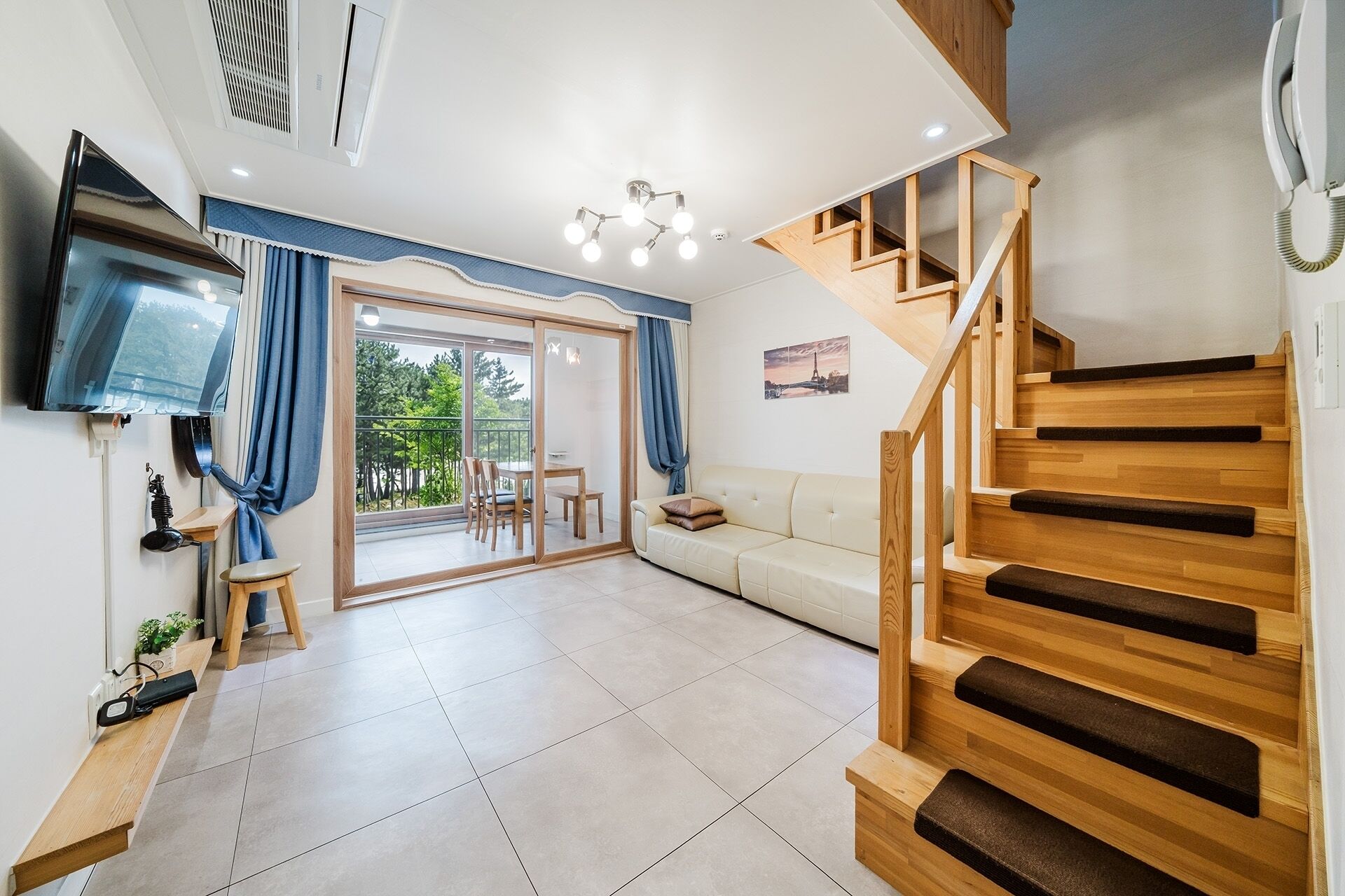 Chambre, 1 chambre (Room 302 (Duplex Ocean View)) | 1 chambre, Wi-Fi gratuit