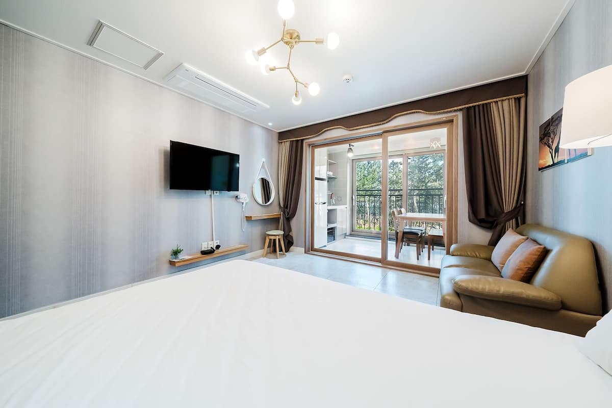 Basic Room, 1 Bedroom (Room 202 (Ocean View)) | 1 bilik tidur, Wi-fi percuma 