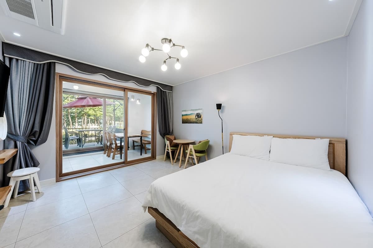 Basic Room, 1 Bedroom (Room 103 (Ocean View)) | 1 bilik tidur, Wi-fi percuma 