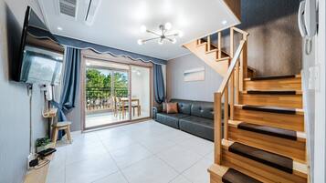 Camera Basic, 1 camera da letto (Room 303 (Duplex Ocean View)) | 1 camera, Wi-Fi gratuito