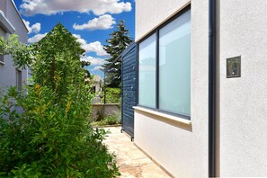 Exterior detail - Studio apartment 2284/196767 (Istria - Medulin), 350m from the beach (Medulin)