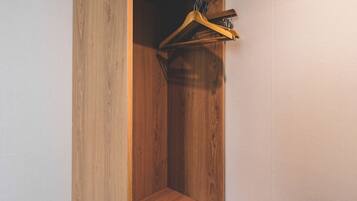 Superior Twin Room | Desk, blackout drapes, soundproofing, iron/ironing board