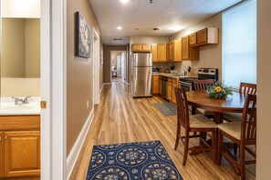 Imagen sin descripción, 2 de 19, botón