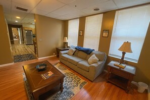 Imagen sin descripción, 4 de 19, botón