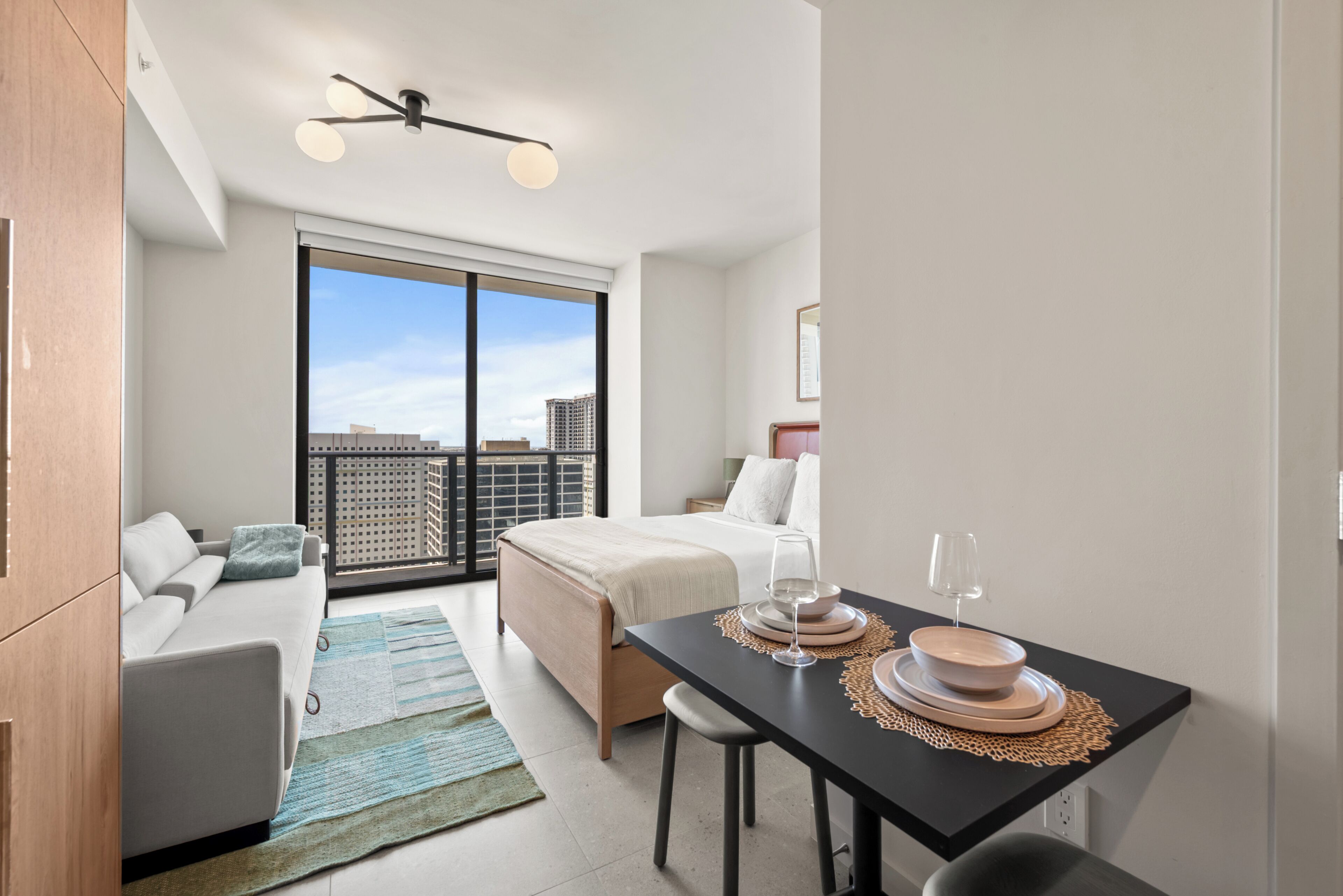 Deluxe Studio, Balcony, City View | Private kitchen