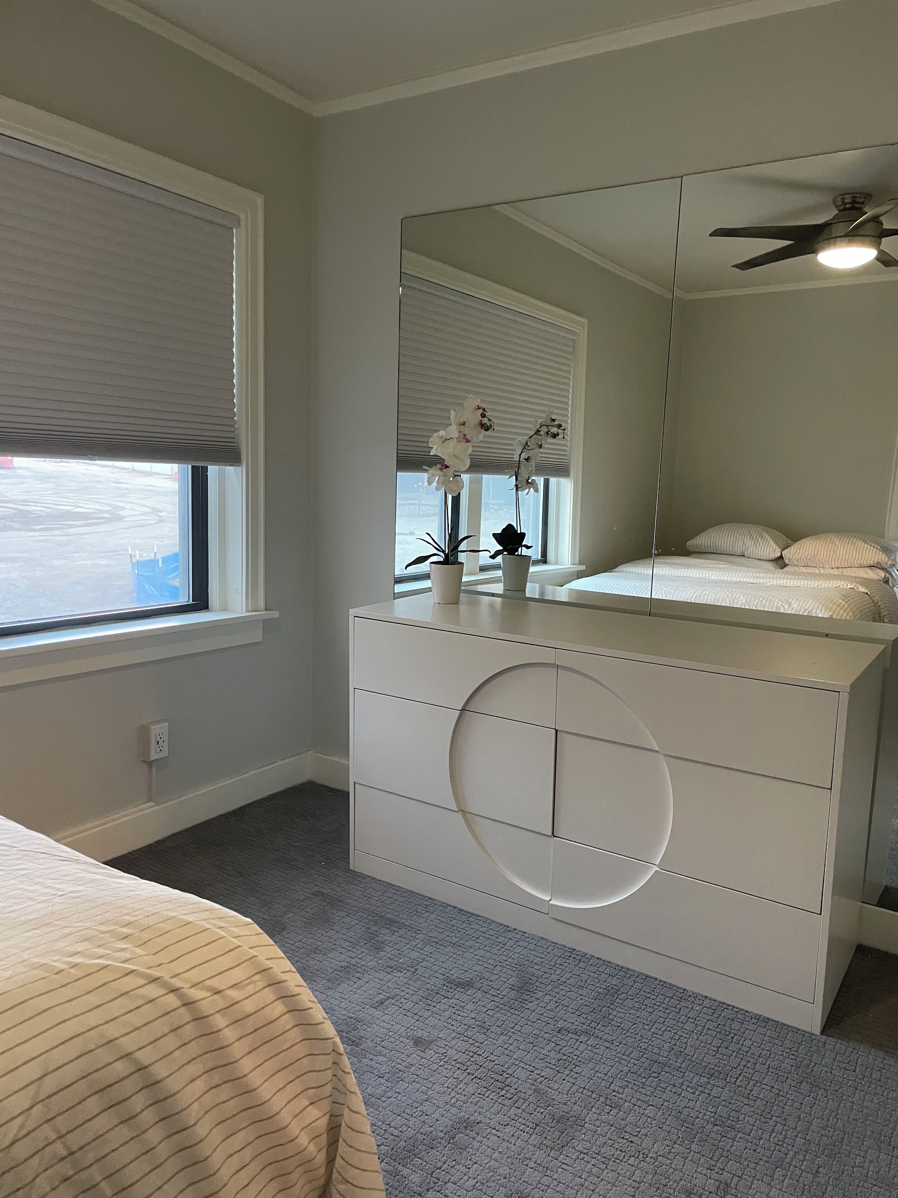 1 chambre, fer et planche à repasser, accès à Internet, literie fournie