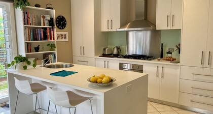 Heart of the Bellarine. Close to beaches and wineries and local shopping.