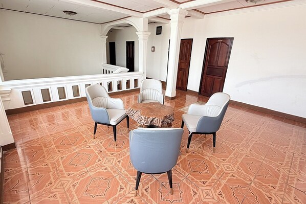 Terrace/patio - Bokeo Lodge & Restaurant (Houayxay)