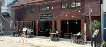 Bokeo Lodge & Restaurant