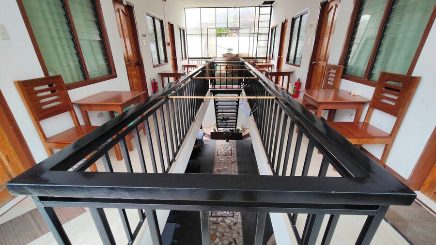 Love Vega Hometel El Nido near Beach