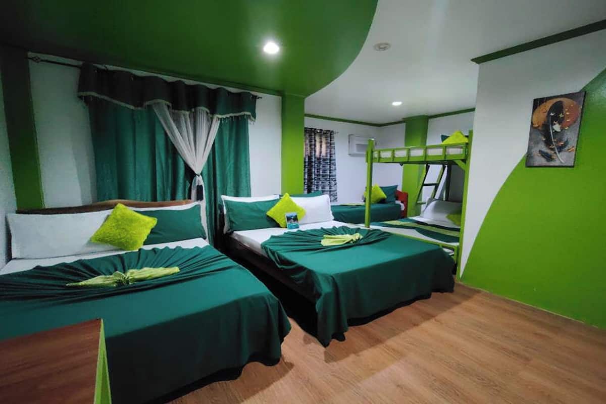 Family Room (9pax) with terrace