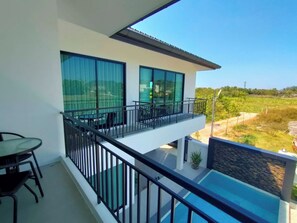 Balcony - Jitvirat Pool Villa (Thep Krasattri)