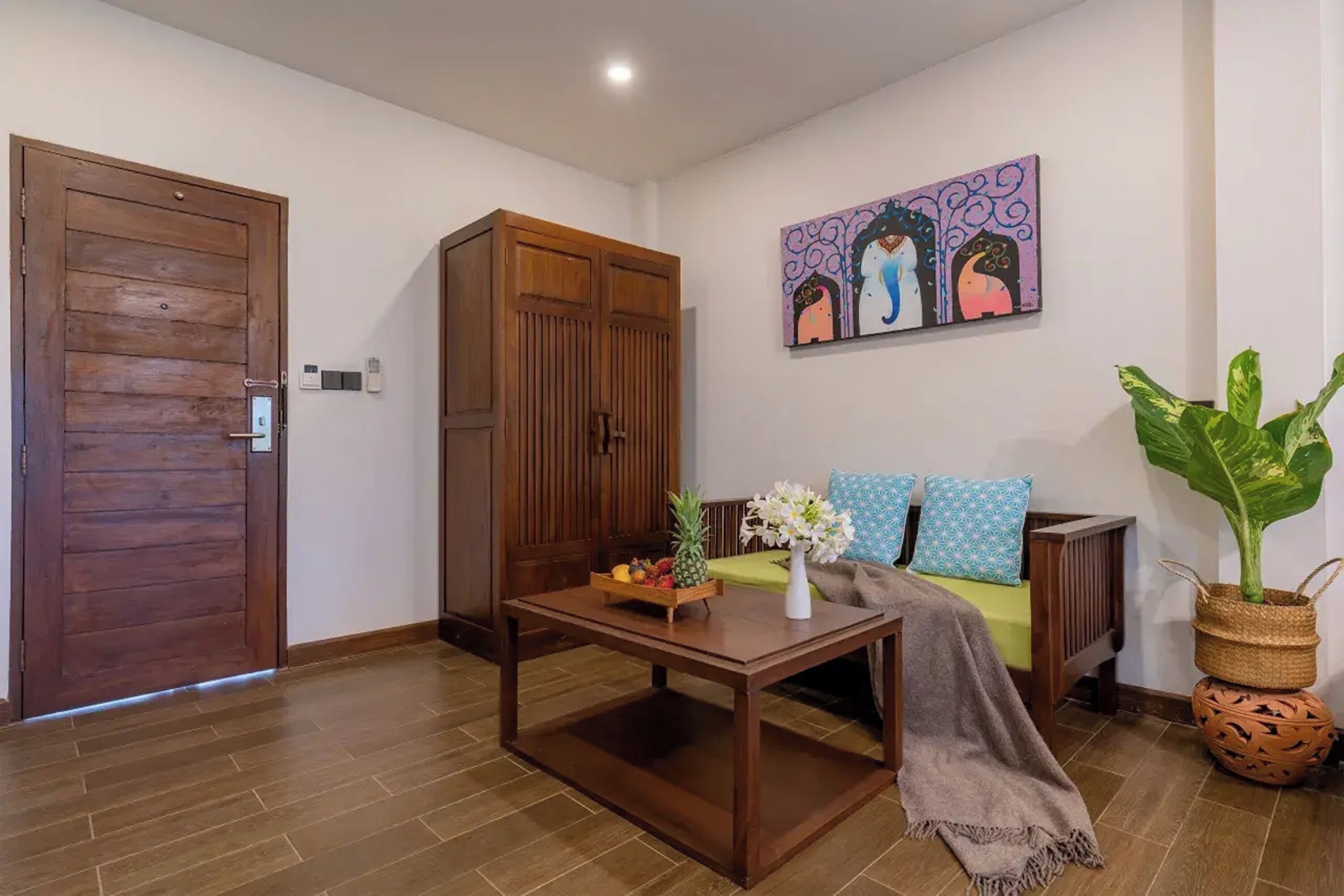 Family Room, Pool View | Living area