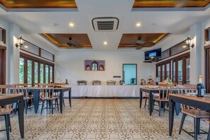 Restaurant - Lanna Deer Resort Chiang Mai (Hang Dong)