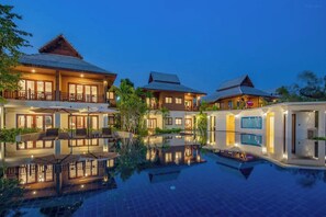 บริเวณภายนอก
