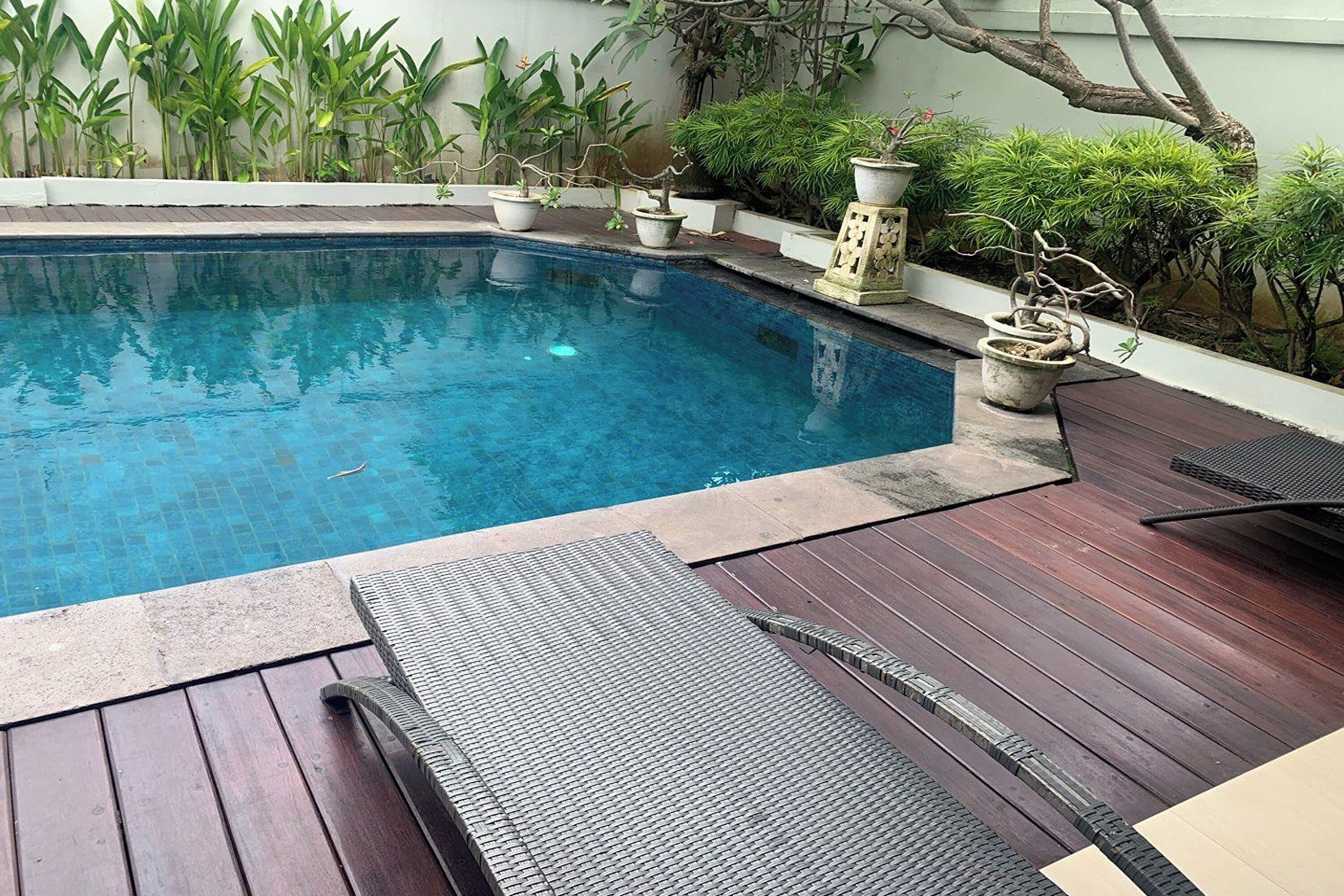 Deluxe Room, Pool View