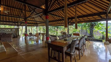 Area sarapan